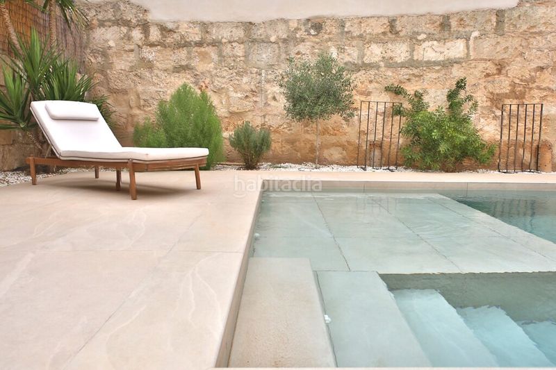 Foto 5eb1e2da-11aa-4dbb-a9bc-2d4de44a9746. Casa aparellada amb calefacció aparcament piscina a Muro