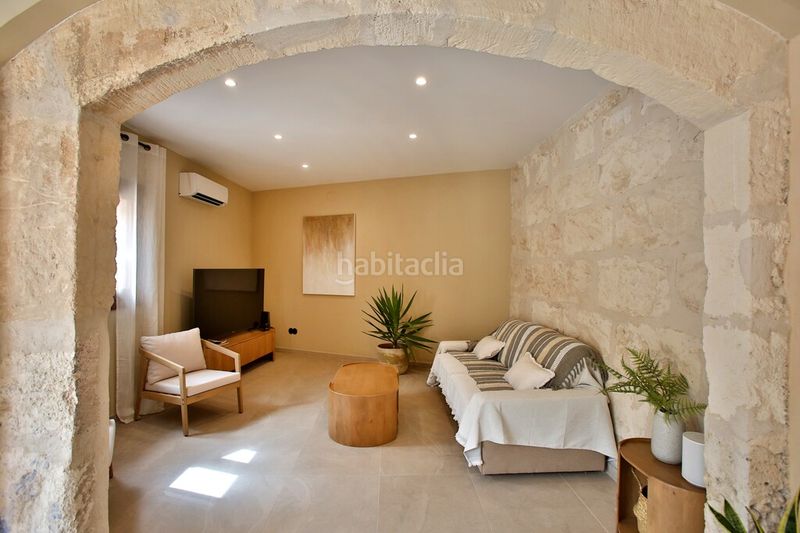 Foto f14b92dd-41d7-41ca-a0d8-dba658e34c62. Casa aparellada amb calefacció aparcament piscina a Muro