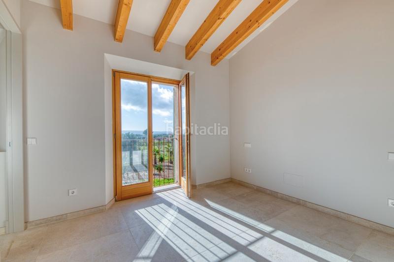 Foto f1643266-2cfb-40a5-bc6d-f6cf18e094f7. Masia amb calefacció aparcament piscina a Alaró