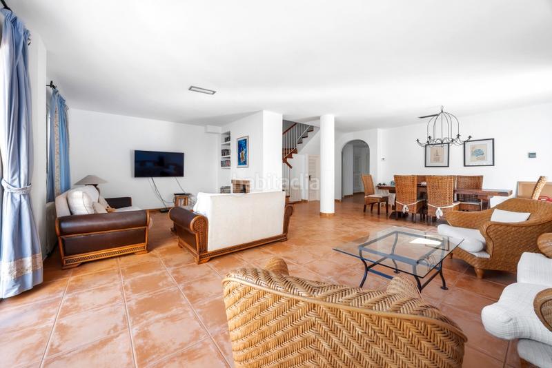 Foto 48eb5d6d-9bae-4e4c-8be9-4a9934ca63c4. Dúplex amb aparcament piscina a Portals Nous Calvià