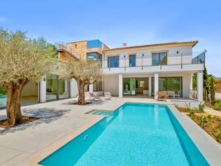 Chalet à Sol de Mallorca. Modernomediterráneo, espacioso chalet en una tranquila zona resi