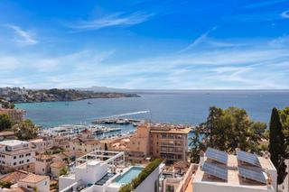 Apartment in Sant Agustí. Moderno apartamento con vistas parciales en san agustin