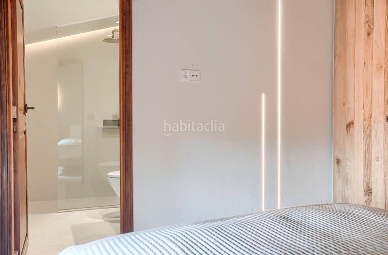 Foto 0f26286f-a4eb-4389-8cfb-4e475d631359. Casa aparellada a Pollença poble Pollença