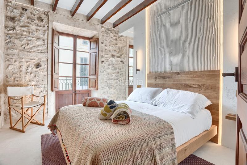 Foto 660935e4-dc50-4ee0-981a-eed5946a534a. Casa aparellada a Pollença poble Pollença