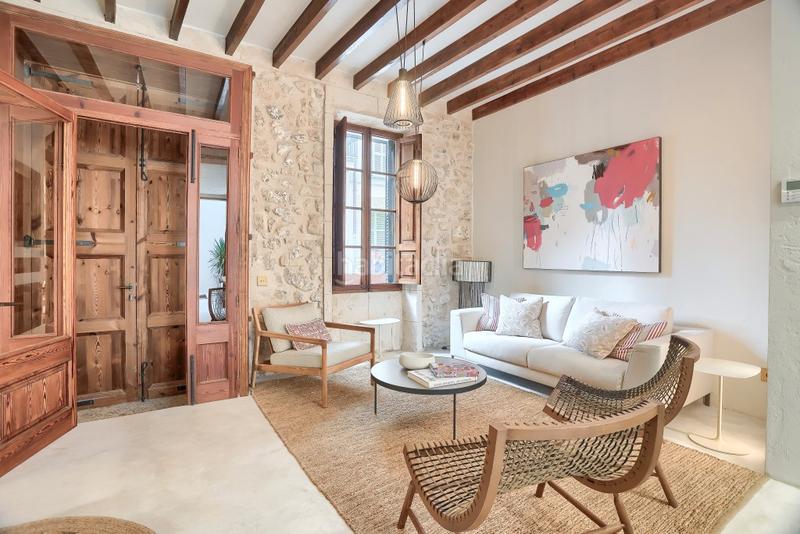 Foto aa8fe6d1-654b-4e4c-9f2a-f27e1090de1f. Casa aparellada a Pollença poble Pollença