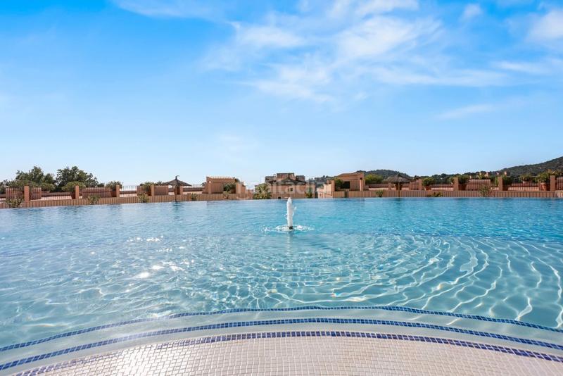 Foto 739b760c-a8bb-42fa-9bbb-fdd3cb135acd. Apartment with parking pool in Cas Català-Illetes Calvià