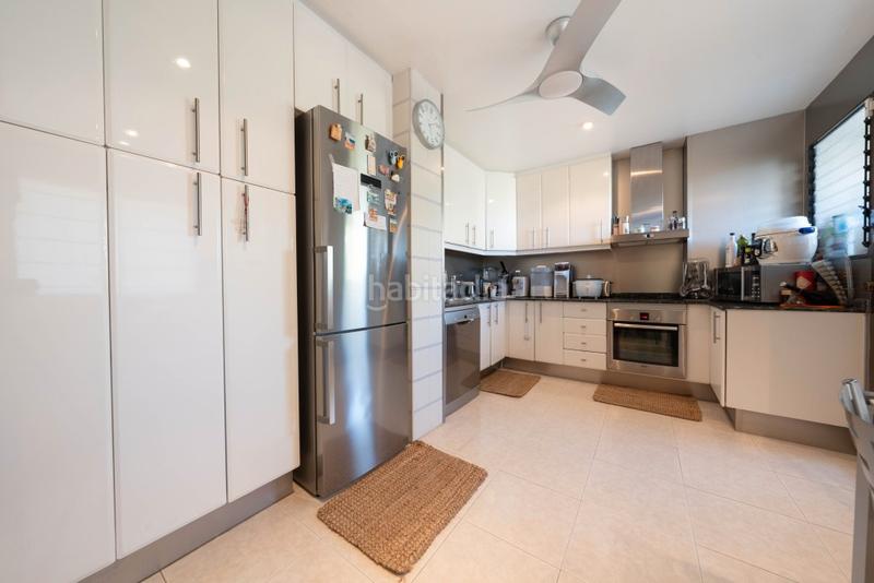 Foto 8d403660-4136-4ec1-a73c-53e39652db9a. Apartament amb aparcament piscina a Portals Nous Calvià