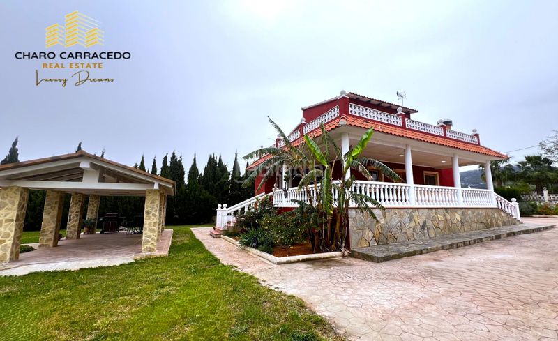 Foto ca94cd7a-0816-45d8-bbfb-607129ee1193. Xalet amb xemeneia piscina a Corbera