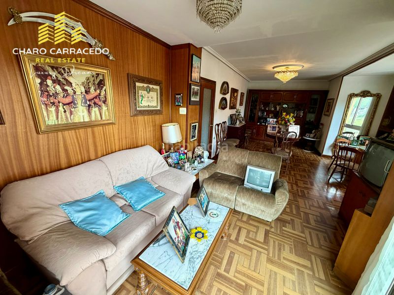 Foto 64cd0592-d89a-41e5-9dd7-15aad38ff468. Edificio in Centre-Zona Alta Alcoi