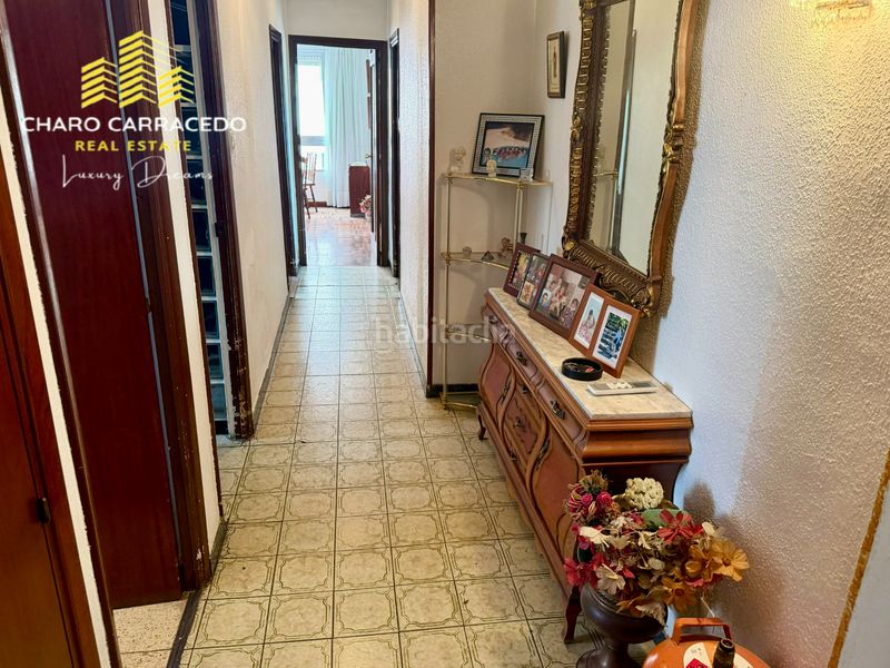 Foto d713dd90-31a5-4115-9dff-1c87e4a1e0dd. Edificio in Centre-Zona Alta Alcoi