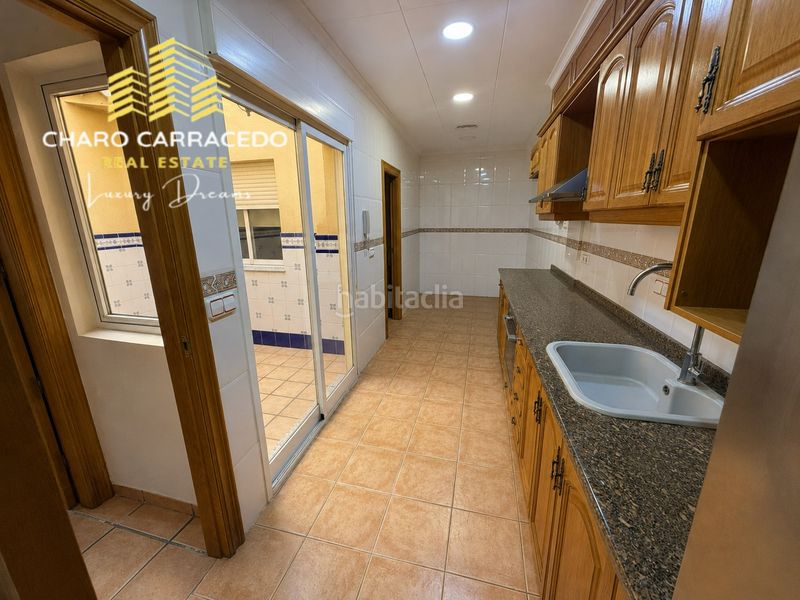 Foto 129282b0-8ecd-406b-9380-fa8d03be6c7c. Casa adossada a Albal