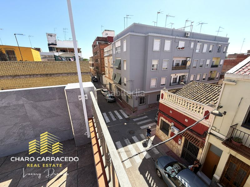 Foto 4b685e6b-4b7b-40f4-bf18-dc87c35fdb6d. Casa adossada a Albal