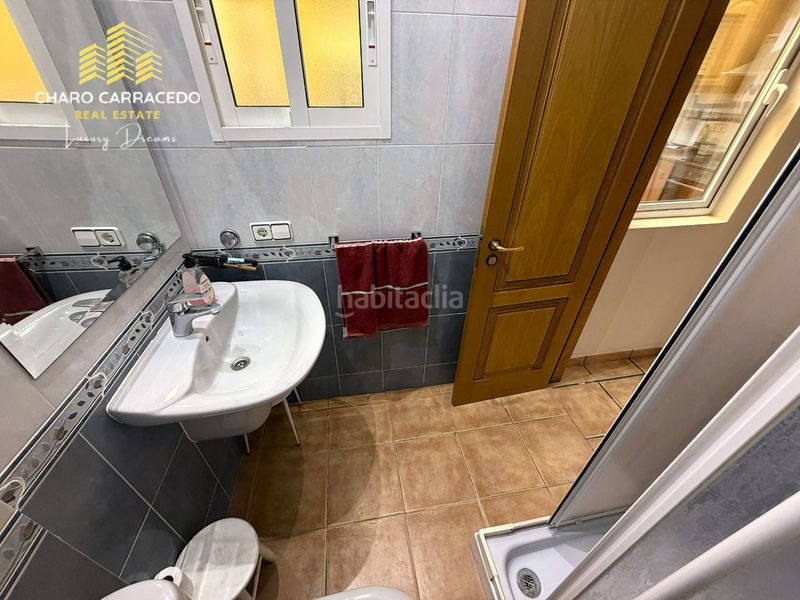 Foto 7efb81a2-cb1d-4b70-bf07-92ec8a9897c0. Casa adossada a Albal