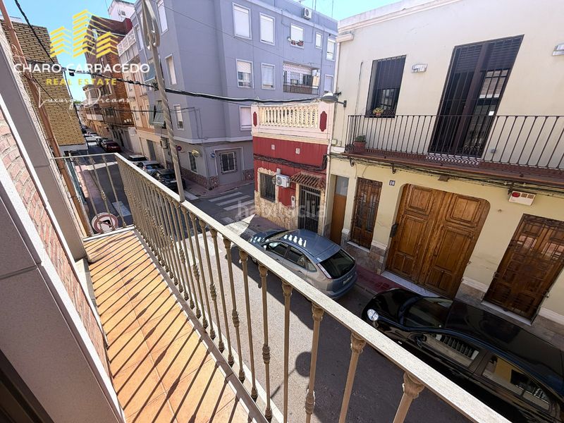 Foto d163d38f-7c3e-4a0e-8e8d-20bb8d9acfb6. Casa adossada a Albal
