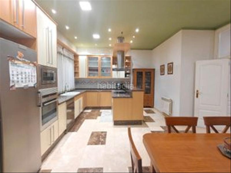 Foto 6b54685f-a958-4664-91ca-ff83bd6fbe2c. Casa a schiera con camino riscaldamento parcheggio in Valencia