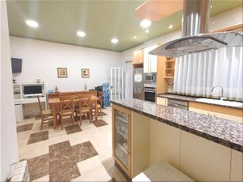 Foto 78513045-2bd2-4b4f-8756-405f87357135. Casa a schiera con camino riscaldamento parcheggio in Valencia