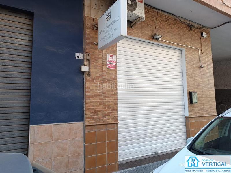 Foto 4d1ffb4a-ca50-41f7-992e-45ab38fd153b. Alquiler local comercial bonito local reformado a estrenar en Burjassot