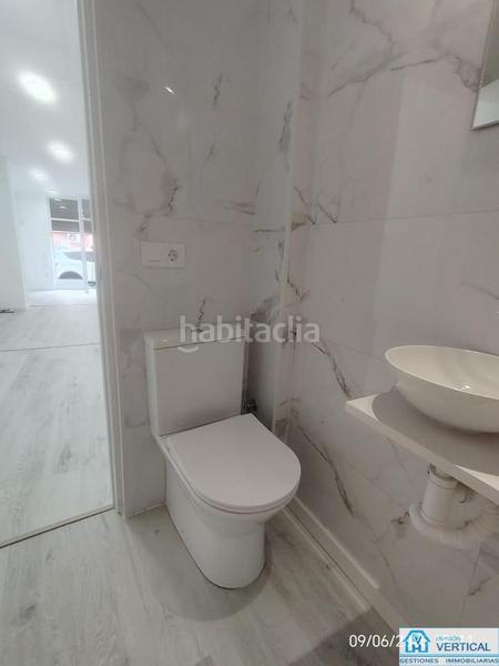 Foto 715c92d2-8c19-4212-9d19-7f435cb1a53a. Alquiler local comercial bonito local reformado a estrenar en Burjassot