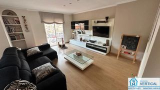 Location Appartement  D'alemany. Preciosa vivienda con zonas comunes y plaza de garaje