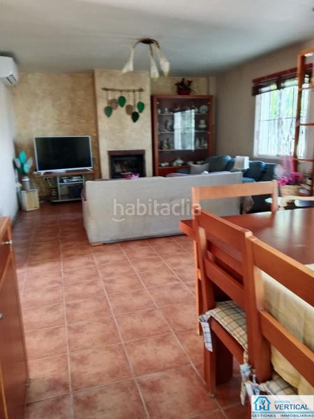 Foto 4f75181c-26d4-4211-b00f-66fc2932b7d8. Casa amb piscina a Corralet-Bonanza-Tres Rutas Náquera