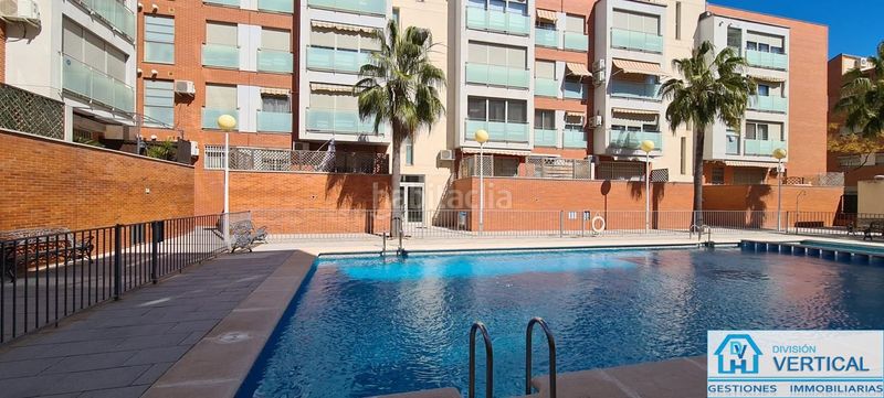 Foto a4291536-8b4a-4897-8f2e-ce126c40132b. Pis amb calefacció aparcament piscina a Alameda Park Manises
