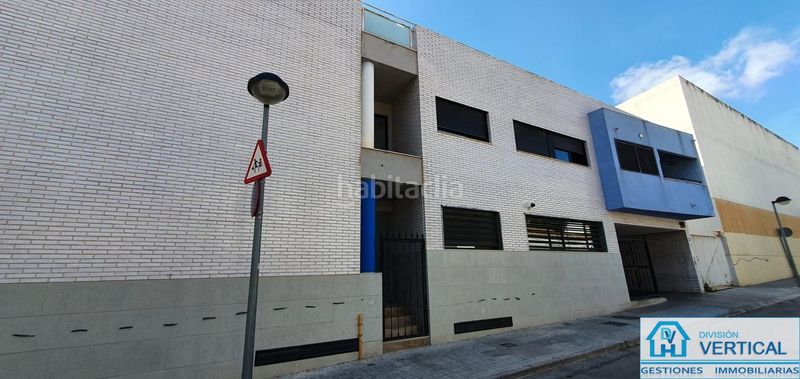 Foto d076a2e7-d9e2-4945-9543-b83e4388270d. Dúplex amb aparcament piscina a Santa Rita Paterna