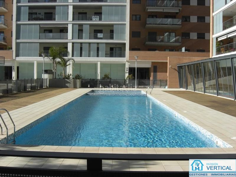 Foto 10e71c24-92a2-4799-a723-f7a30cf2f716. Lloguer pis amb calefacció aparcament piscina a Valterna Paterna