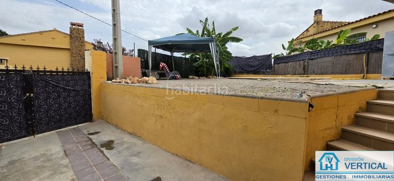 Foto 59fc00d2-a810-4e5f-acfd-91c9cfc5ea21. Rent house with parking pool in Riba - roja de Túria