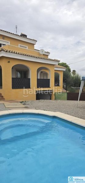 Foto bfa58649-1cf7-43ef-bc3c-f88b1f8650b8. Rent house with parking pool in Riba - roja de Túria