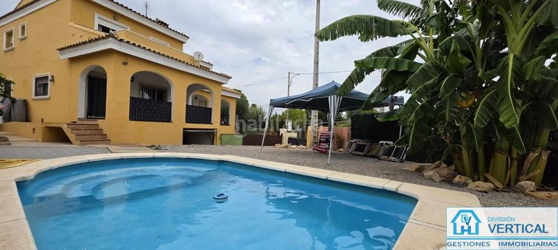 Foto da9ec250-e075-425c-b675-4a67ca91ebc2. Rent house with parking pool in Riba - roja de Túria