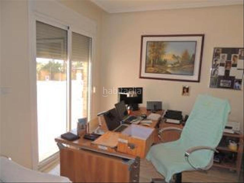 Foto 4f3818f0-bd75-4b73-9717-1dd76a59562d. Chalet en camino del hondo 3 villa independiente en Catral
