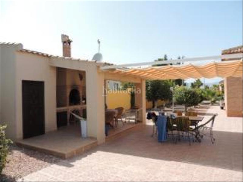 Foto c25ac9bc-a52b-4527-a3aa-9bbd2ea2b05a. Chalet en camino del hondo 3 villa independiente en Catral