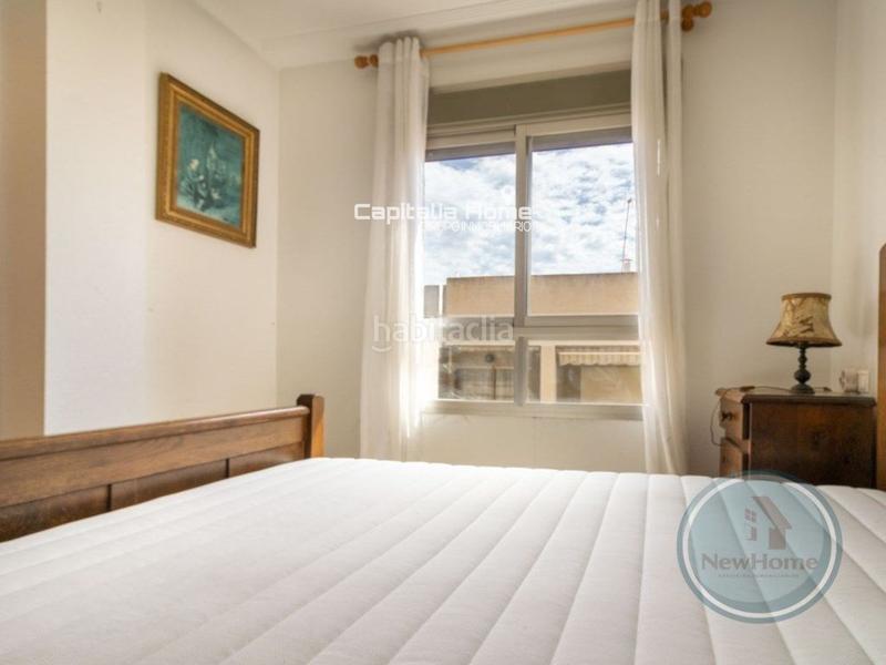 Foto 80ca556a-f0d1-4316-ade0-fe9385653bcd. Piso calle ausiàs march en Las Viñas Guardamar del Segura