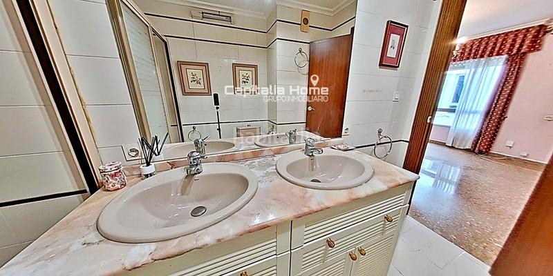 Foto 62aaac9c-af77-4f39-a298-6c05140c204c. Appartement avec parking dans Ensanche-Diputación Alicante