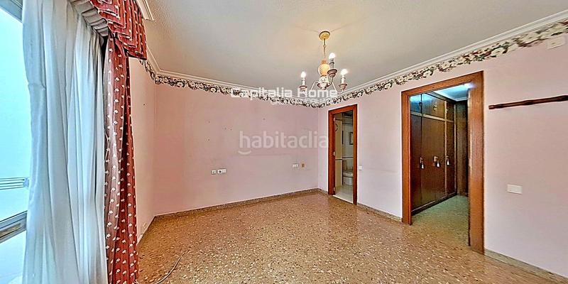 Foto e0f34387-e932-4037-b0c4-dab00a83aef8. Appartement avec parking dans Ensanche-Diputación Alicante