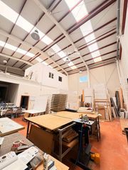 Capannone industriale in Polígono industrial riodel 10. Impulsa tu negocio en un espacio estratégico