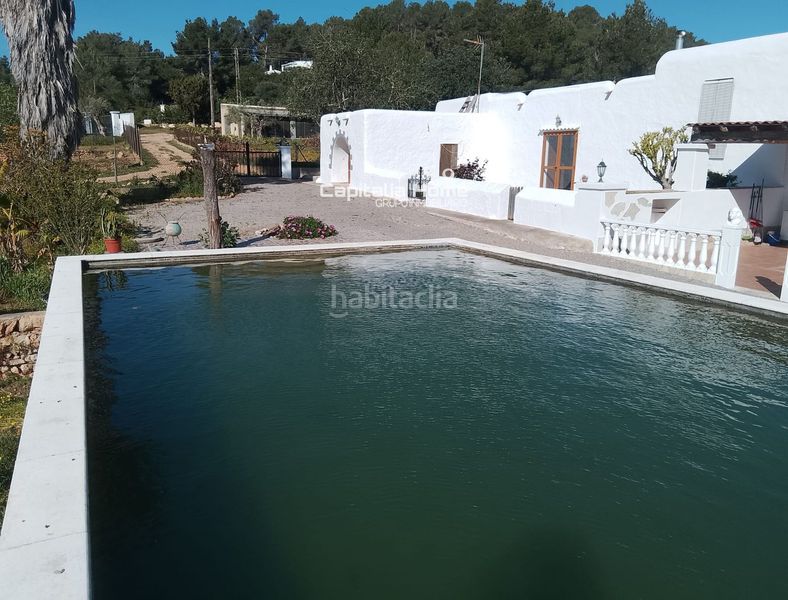 Foto ebff841a-2516-46bf-99f6-ab66bc85dd9a. Chalet en polígono 123. parcela 13 123 chalet independiente en ibiza en Sant Joan de Labritja