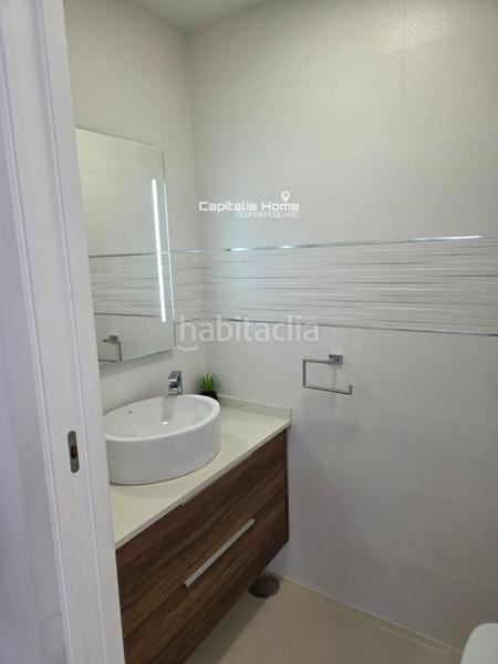 Foto 1a9e147e-06c3-42b2-8691-aba2b3db6159. Casa con parcheggio piscina in Eixample Alcoi