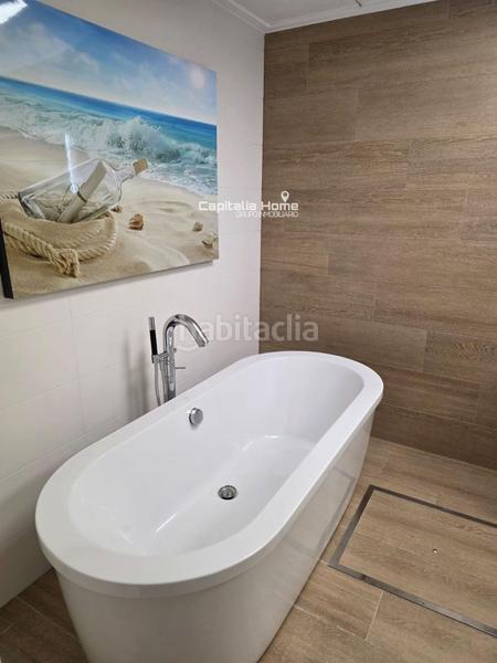 Foto 527455ac-a8ef-4a99-b623-859d7ae569fa. Casa con parcheggio piscina in Eixample Alcoi