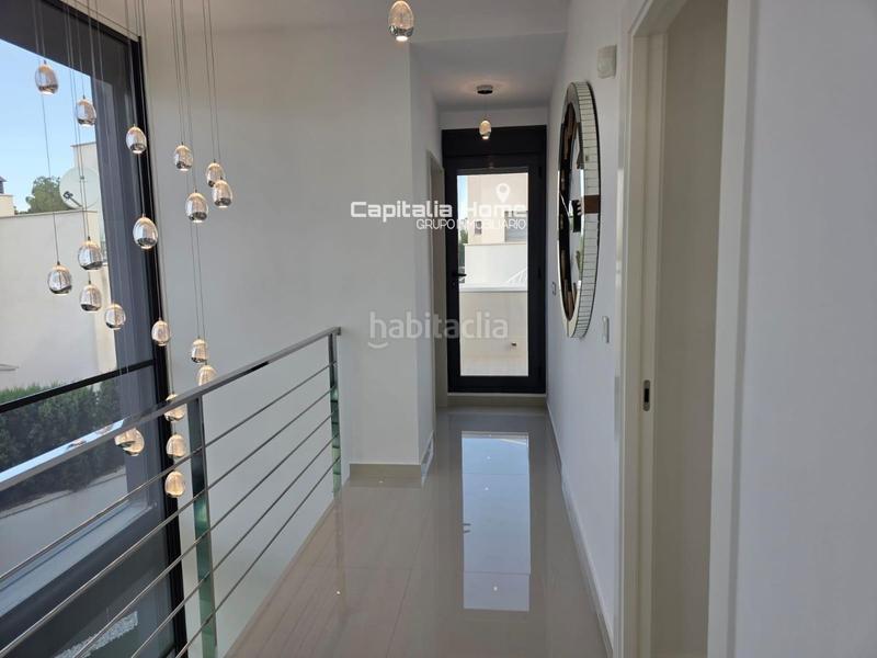 Foto bfde052a-6324-4699-b4fa-c1d0543d455d. Casa con parcheggio piscina in Eixample Alcoi