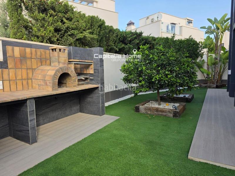 Foto eed58467-f975-4989-9bb5-1b8f6f8a1f30. Casa con parcheggio piscina in Eixample Alcoi