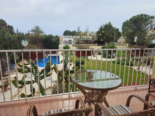 Chalet  Espinela. Chalet independiente con piscina en muchamiel alicante