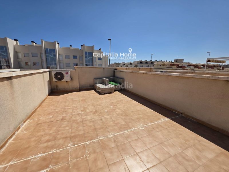 Foto 0c53fb13-dda7-4eb4-8763-8b1cd8fa24b2. Casa adossada amb calefacció piscina a Orihuela ciudad Orihuela