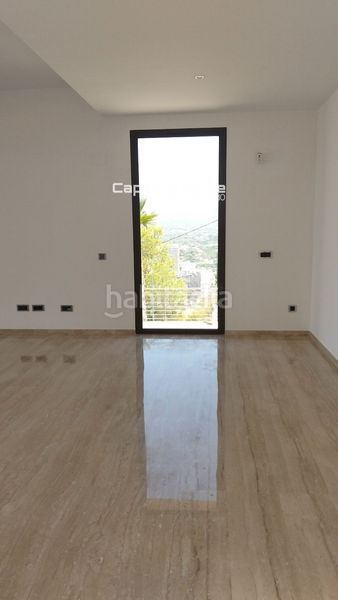 Foto 6fa57430-2cb9-44c8-91dd-a619ada23650. Xalet amb aparcament piscina a Rincón Alto Benidorm