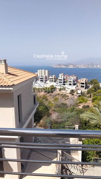 Foto c978ba22-b8ae-4521-88db-8e7eebd9e555. Xalet amb aparcament piscina a Rincón Alto Benidorm