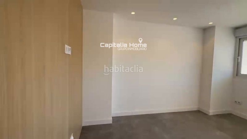 Foto 76b68763-1646-4bba-ad8e-36998f384545. Àtic a Eixample Alcoi