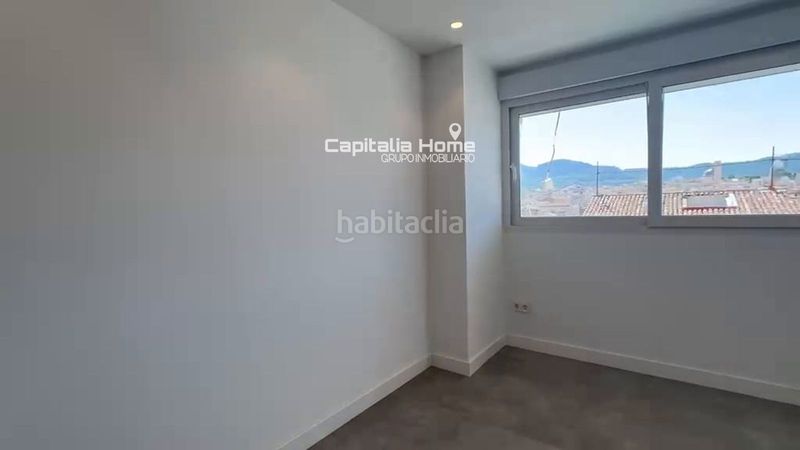 Foto e3afd008-5ce4-4a35-b916-3ab6b862e552. Àtic a Eixample Alcoi