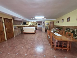 House  Nueva. Espectacular casa de grandes dimensiones en villena  457 m const