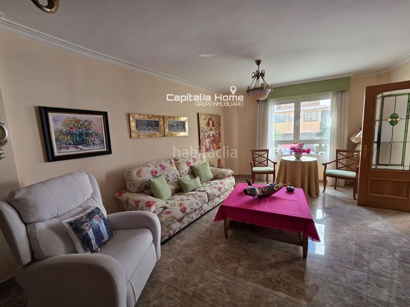 Foto c5f0ee2d-3022-430d-9b8d-842a187e9678. Casa amb calefacció aparcament a El Rabal Villena