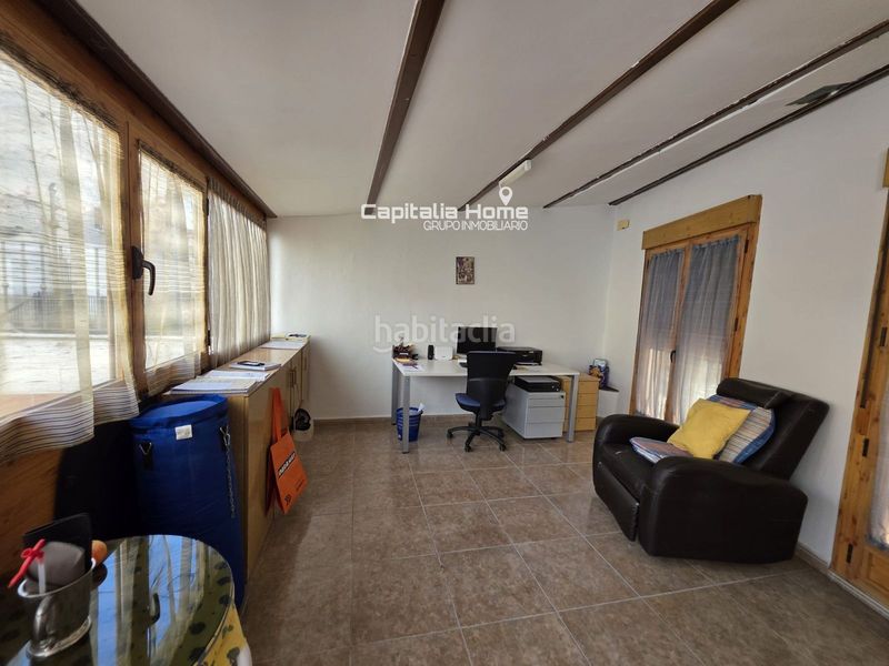 Foto f5619d2d-524e-4fd1-81df-8eb20133a805. Casa amb calefacció aparcament a El Rabal Villena